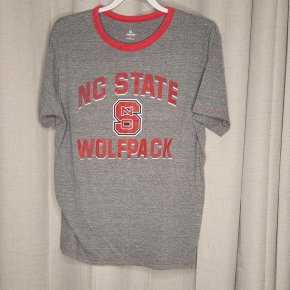 Knights Apparel Other - Unisex NC State t-shirt Size Large